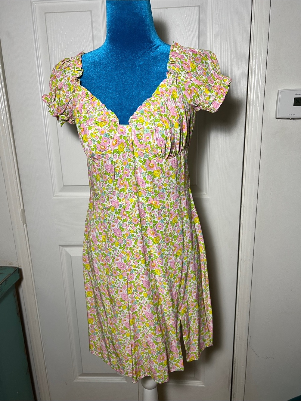 With Jean Bella Floral Mini Dress Small